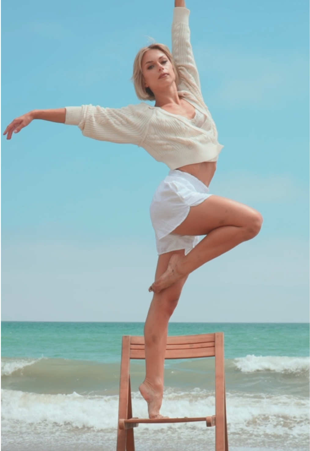 she’s giving range :) #dance #dancer #fyp #losangeles 