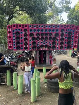 La traviesa asiendo si trabajo 🫶😍🫨