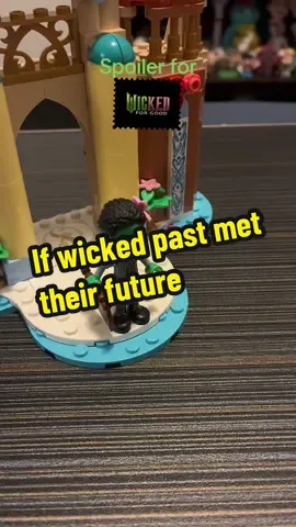 If wicked past met their future #wicked #wickedforgood #elphabathropp #glindaupland #fiyerotigelaar 