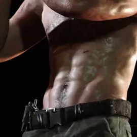 #CarlosOliveira / His waist is so perfect🥹  #residentevil #fypシ #edit #residenteviledit 
