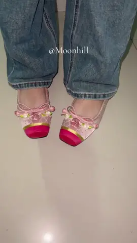 #barbiegirl #barbieprincess #barbietwelvedancingprincesses #twelvedancingprincesses #barbieshoes 