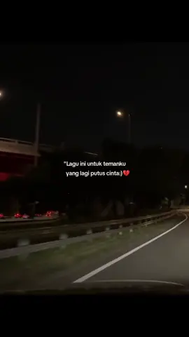 tag, kawan kalian yang baru putus cinta💔😫 #xzycba #lyrics #fouryou 