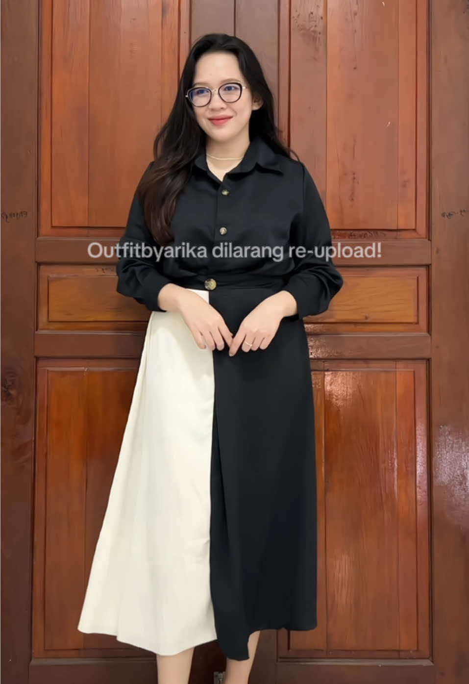 Dress two tone, tersedia banyak pilihan warna dan ukuran Menggunakan bahan katun [bagian putihnya sudah berfurring], belakang karet Yuk langsung CO dikeranjang kuning #dress #dresswanita #dresskondangan #dresscantik #dressbusuifriendly 