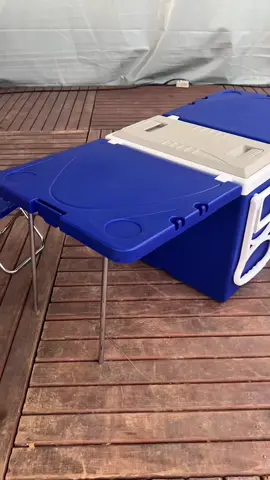 Cooler Multifuncional 3 em 1 - Super Térmica com 2 Mesas Integradas - 32 Litros (Não tem banquinho) #cooler #caixatermica 