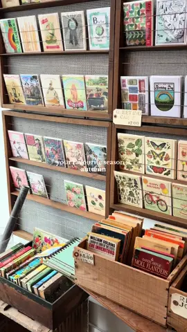 autumn in vancouver is my FAVE 🍁 (when it’s not raining) #autumn #fallvibes #autumnvibes 