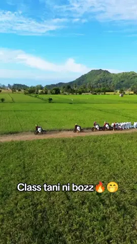 Berasa balap moto croos gak sih 🤭 #Taniindonesia