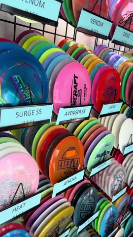 Sooooo pretty😍 #mandosdiscgolfproshop #discgolf #frisbeegolf #sports #midlifehobbies 