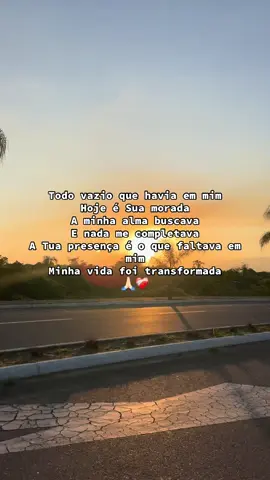 Todo vazio que havia em mim Hoje é Sua morada  #jovemcristão #jesus #jesuslovesyou #church #ide 