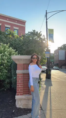 Simple outfit inspo 🧚🏽‍♀️ #chicago #fyp #minimalistic #OOTD #ootdfashion 