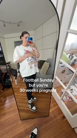 What I’m wearing 30 weeks pregnant for Sunday football. T shirt is @Old Navy Official and linked in my ShopMy 🔗@Vikings #nfl #oldnavy #bumpstyle #maternityfashion 