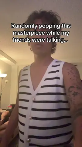 This song has been stuck in my head for a while…  #alarma 