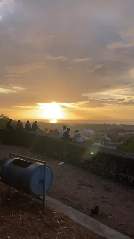 Melihat keindahan bau bau dari benteng keraton. #bentengkeratonbuton #baubausulawesitenggara #baubaupride🏝️🔥  