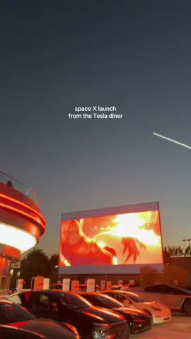 space x launch at the Tesla diner - pulled in just in time 🚀 probably the most insane timing of my life #spacex #tesladiner 