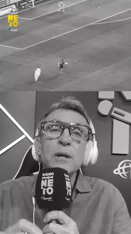 INDIGNAÇÃO AO VIVO! 😤 Após a derrota, Craque Neto disparou: “meteram a mão no Corinthians”. Pra você, foi erro de arbitragem?  Comenta aí 👇 📹 @radiocraqueneto #corinthians #sccp #timao #flamengo #brasileirao     