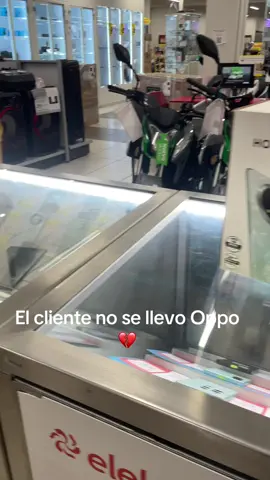 Lo que callamos los promotores😭😭 #elektra #promotores #oppo 