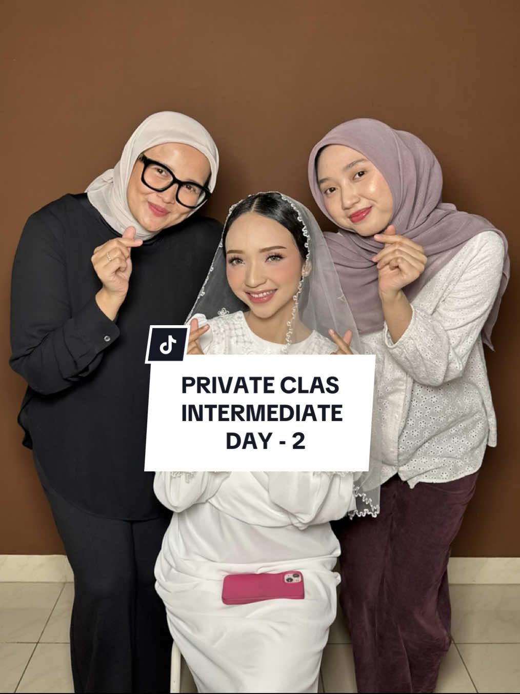 Day 2 class bareng kak Tiara, class kali ini tema nya makeup pengajian siraman 🤗 #makeup #class #privateclass #muabdg #makeupartist 