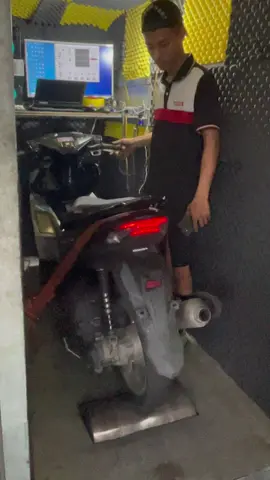 đến chịu với con 125npg này r thầy ơi @Sửa xe Công Motorbikes #125i #b6 #xuhuong 