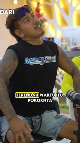 Kejatuhan seorang Wito Sam Pitak hingga harus menjual semua yang dimilikinya. Apa yang bisa kamu lakukan saat berada di titik terendah dalam hidup? Dengarkan cerita lengkapnya eksklusif hanya di Podcast Ridhan Nandari! #ridhannandaripodcast #witosampitak #podcastindonesia #titikterendah #inspirasi #motivasihidup #ceritainspiratif #kisahnyata #kehidupannyata #exclusivecontent