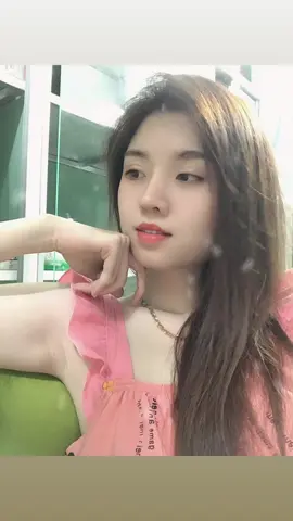 Hoa cho người còn lệ cho em😜😜