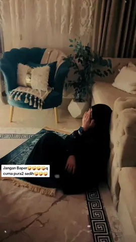 Carilah yang mencintai rapuhmu , bukan hanya kagum pada indahmu,yang mampu menenangkan resahmu ,menutup aibmu,dan selalu bersyukur memilikimu.. #CapCut #fyppppppppppppppppppppppp #fyp #xyzbcafypシ #xyzbcafypシ 