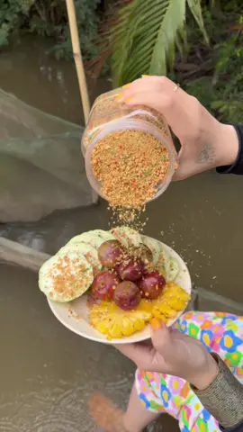 Muối sả lá chanh đặc sản Tây Ninh nè mấy bà ăn thử chưa #muoisalachanh #muoitayninh 