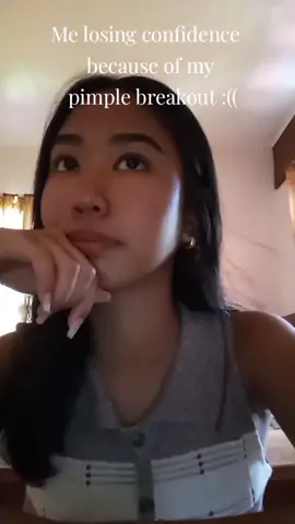 nilagyan nalang ng pimple patch para di makita☹️☹️