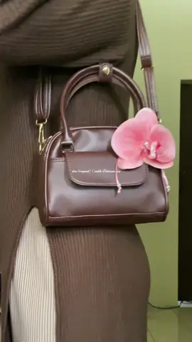 cakep parah 😭🤎 #tasselempang #shoulderbag #taswanita #tasmini #tascantik 