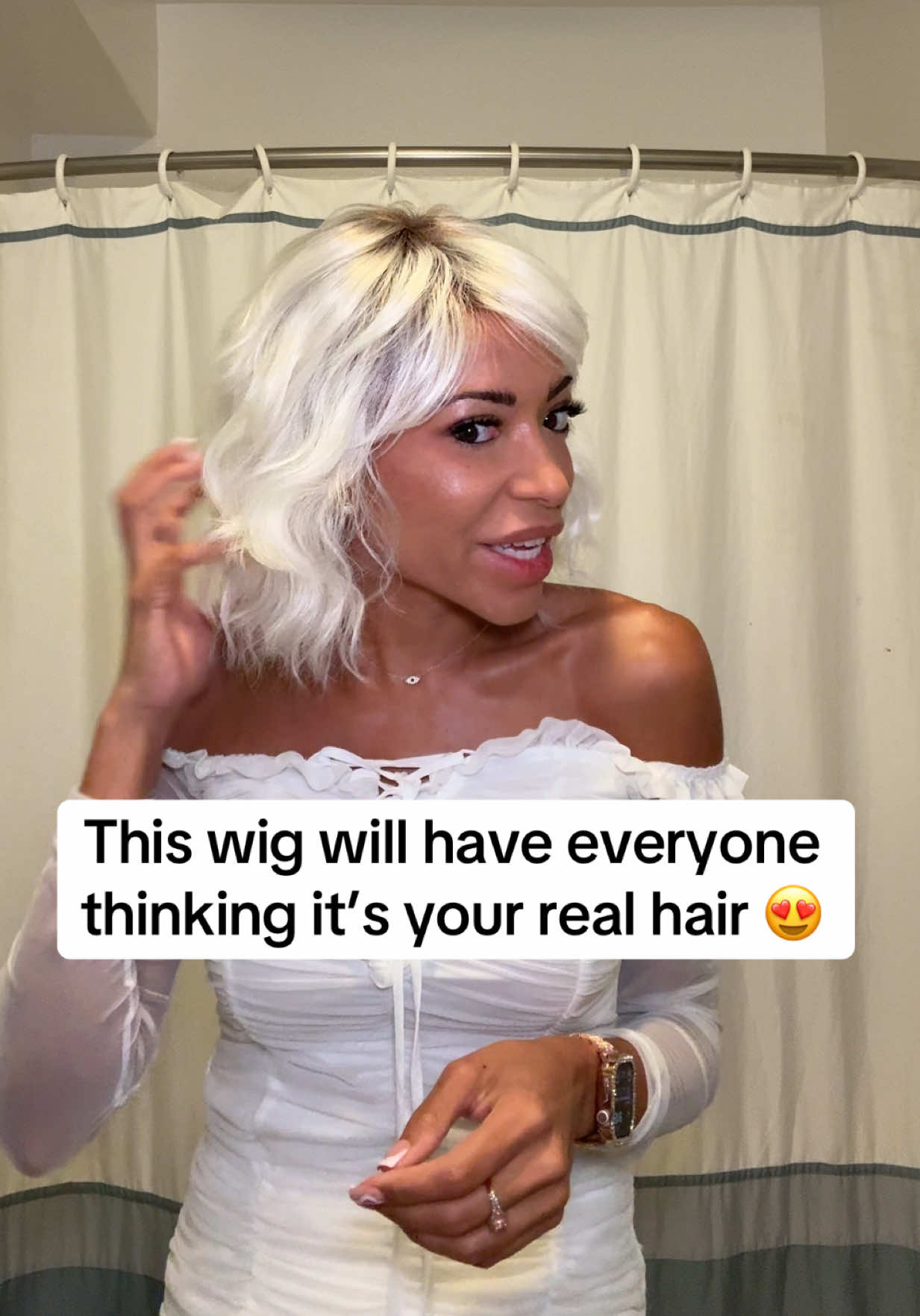 ✨ Transform your look in seconds! This high-quality, affordable wig gives you salon vibes without the price tag 💇‍♀️💖 Soft, natural, and easy to style—perfect for everyday wear or a night out. 