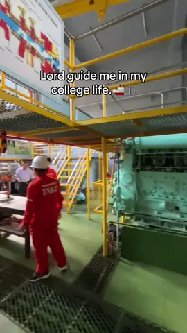 Lord guide me in my college life.🚢⚓️ #maritimestudent #marineengineering #futureseaman #foryoupage #fyp 