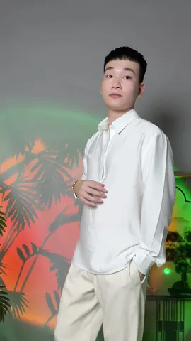 Áo sơ Mi Nam Nữ Unisex Cổ Đức Kết Hợp Cổ V Cách Điệu Thêu Logo, Chất Liệu Đũi Mềm #aosomi #aosominam #thoitrang #thoitrangnam #xuhuong 