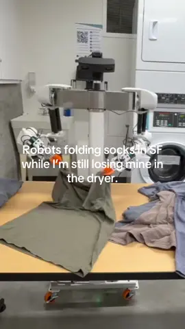 🧺Tumble has robots folding socks in SF while I’m still losing mine in the dryer 🤖😂 #SanFrancisco #Robots #fyp #laundry #mom       