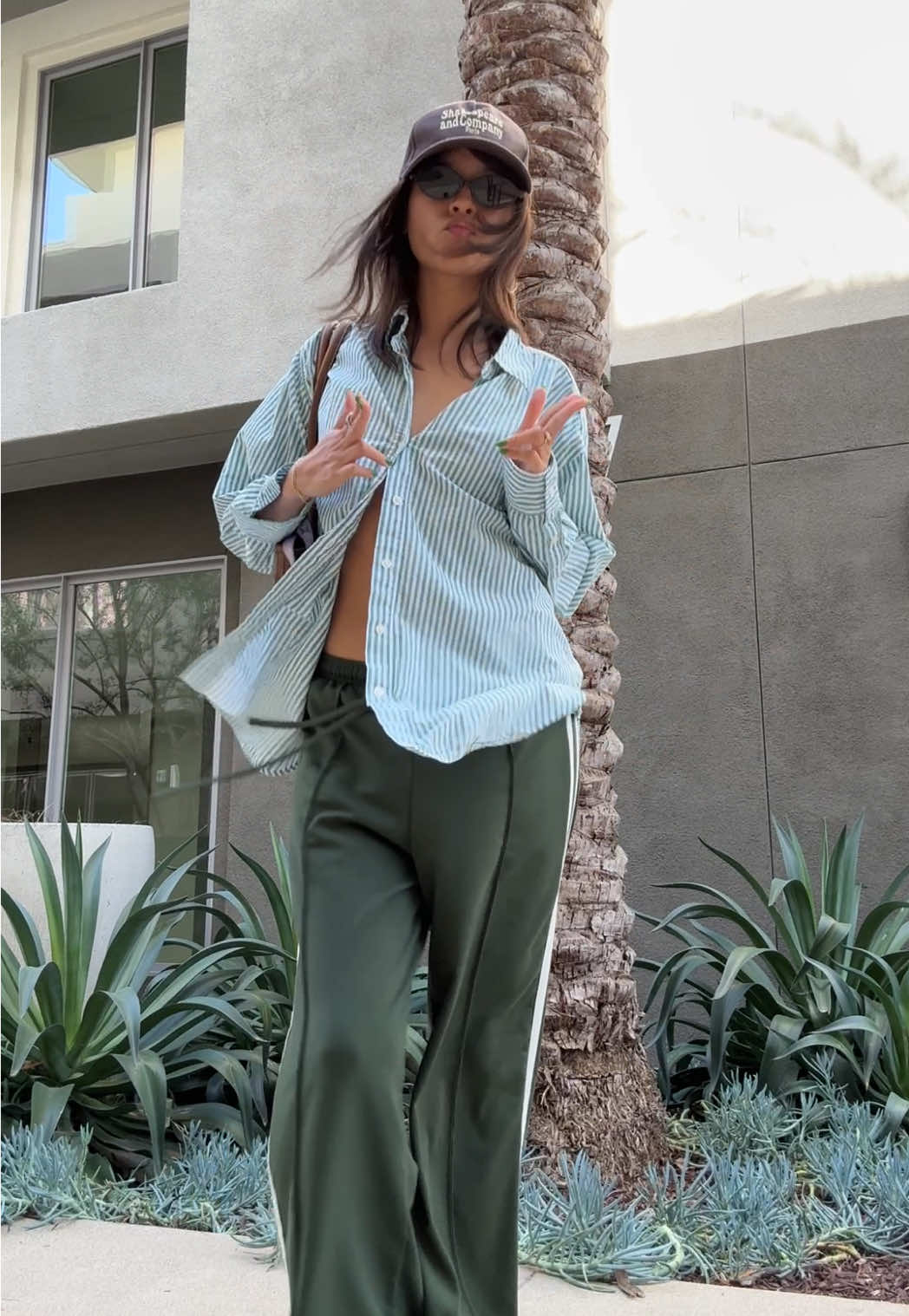 Your fav androgynous hoe #OOTD #outfit #outfitideas #fitcheck #androgynousstyle 