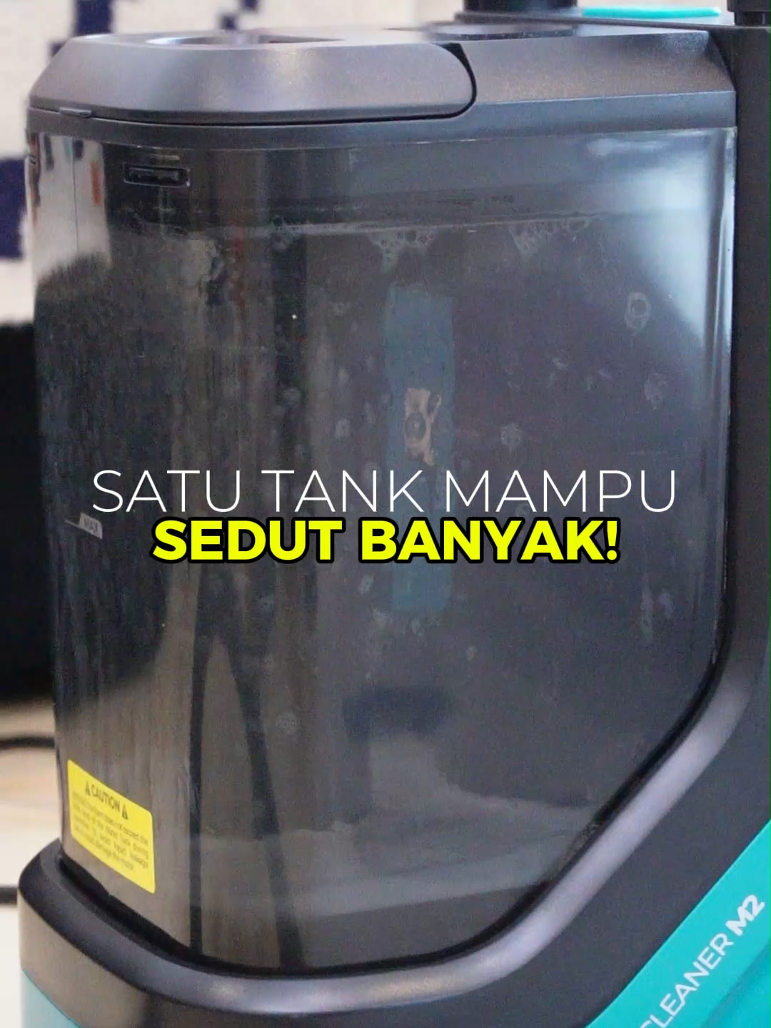Satu tank je settle membersih ruang tamu! #fyp #fypシ゚ #Home #viral #viralvideo #best #cleaningtiktok #vacuum #spotcleaner
