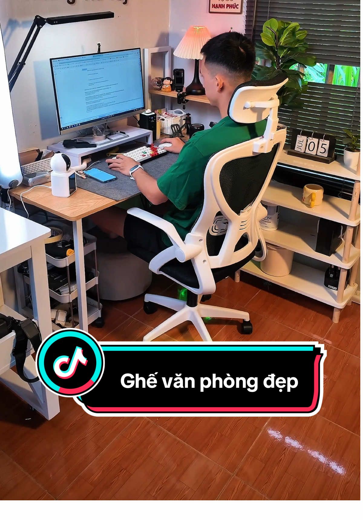 Ghế giá rẻ nhưng dáng như ghế công thái học  #khanghatay #ghexoay #ghevanphong #ghexoay360 #ghecongthaihoc 