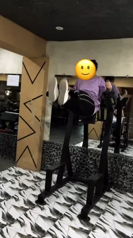 Best lower belly exercise #faisalabad #foruyou #GymLife #Fitness #gymgirl 