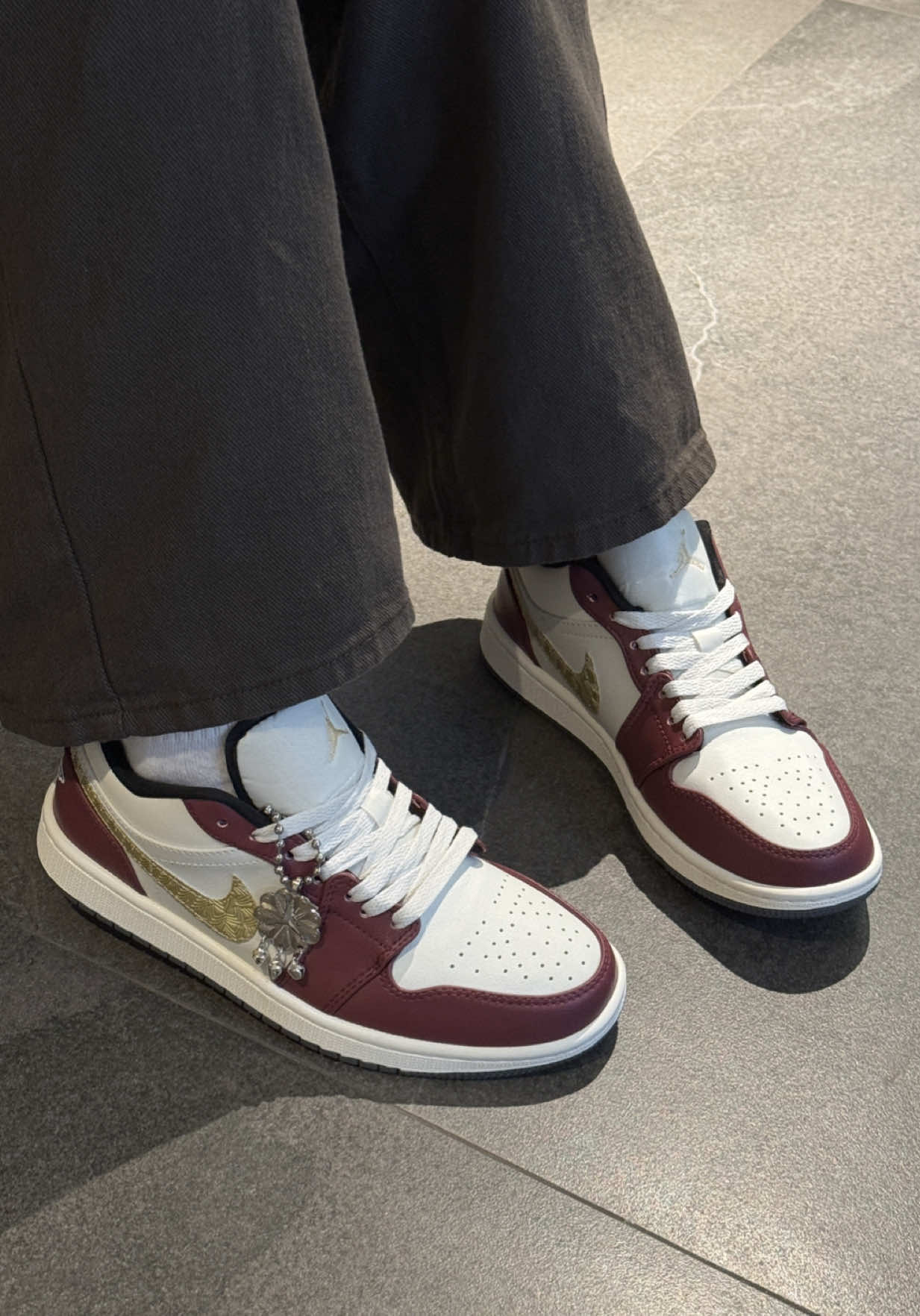 Review đôi giày nóng nhất hiện nay 'jordan1 dragon' #jordan #sneakerhn #giaydep #fypシ゚ #reviewgiay 