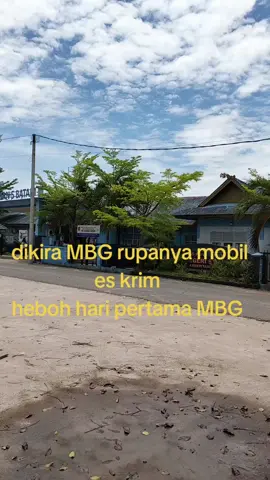 dikira MBG rupanya mobil es krim  #MBG  #smangeri5batam
