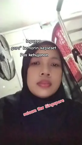 salaam siiiang jangan lupa madiyaaang..... #orangkaliwunguhadir👍☺️ #tkwsingapore🇸🇬_🇮🇩 #fyppppppppppppppppppppppp #pejuangdolar #suksesselalu 