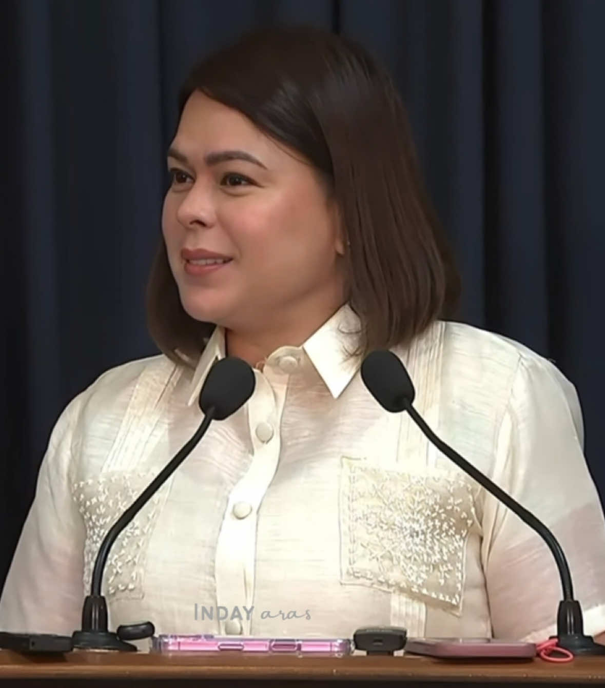 yung tingin talaga ni VP kay JC lagi pagpinapa last question na ang media friends 😂🤣 #saraduterte 