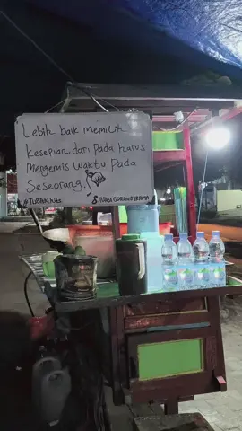 lebih baik menerobos hujan yang lebat dari pada berteduh di tempat yang salah. #tuban24jam #fyyyyyyyyyyyyyyyy #katakatamotivasi 