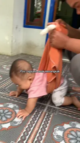 Part sulit karena ngebet berdiri terus😩 #masyaallahtabarakkallah❤ #allahummabaarik #bayimerangkak #stimulasimerangkak #fyppppppppppppppppppppppp 