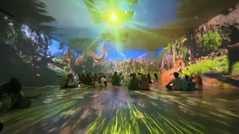 Kalo ke Museum Nasional wajib ke pertunjukan imersifA juga. Seru banget! Info pemesanan dan harga tiketnya langsung klik tag lokasi di vt ini. #museumnasional #imersifa #jelajahjakarta #tiktokviral #tiketmurah 