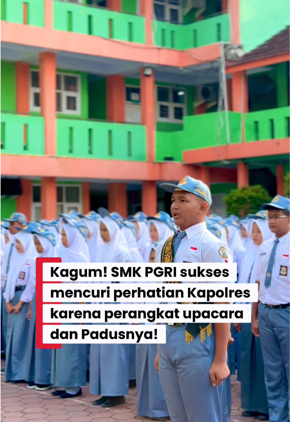 Pagi ini saya menjadi Irup di SMK PGRI RANGKASBITUNG, perangkat upacara dan paduan suaranya mencuri perhatian saya, kalau anak skrg bilang “gong banget!” alias keren abis! pertahankan ya adik-adik dan tingkatkan lagi. #smkpgri #smkpgrirangkasbitung 
