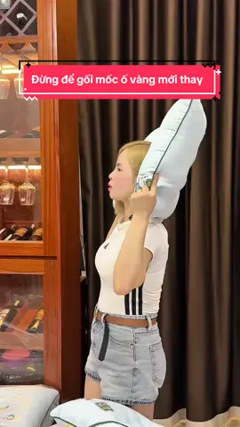 Đừng để gối mốc ố vàng mới thay #xuhuongtiktok #thinhhanh #goidau #goicongthaihocngaicuu 