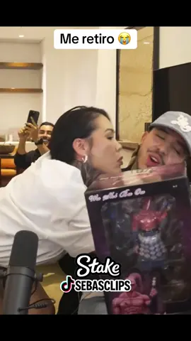 Yina se retira del evento de westcol #westcol #wreals #westcolclips #yinacalderonoficial #paratii 
