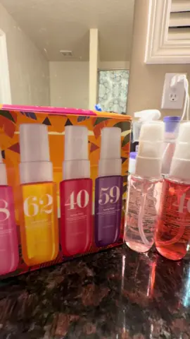 Why smell expensive when you can smell exactly the same for less? 💐✨ . . The Victoria Key 40ml perfume 4-pack is literally the ultimate secret weapon. Four gorgeous scents that are total dupes of the fancy brand perfumes—without the guilt trip on your wallet. One spritz and you’re leaving trails of “what are you wearing?” everywhere you go. Cute bottles, perfect size, and a vibe that says luxury… on a budget. 💕 #DupeButBetter #LuxuryForLess #PerfumeSecrets #SmellBougieOnABudget #FragranceObsession