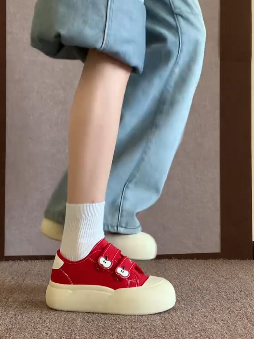 The story behind a woman's most worn pair of shoes ✅🤩