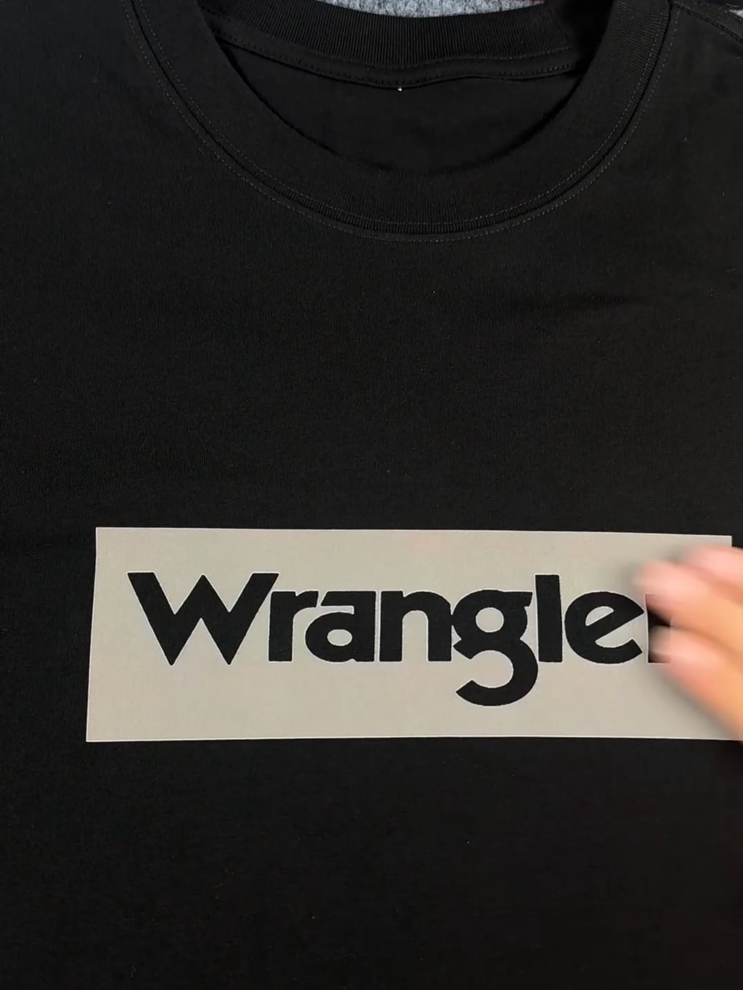 Kaos Pria Wangeler - Desain Huruf Minimalis yang Elegan dan Kekinian#fpl #foryou #kaos #fashion #tiktok #Hitam #OOTD #Indonesia