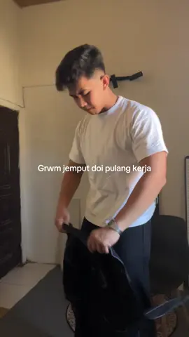 Jemput doi pulang kerja?🥵