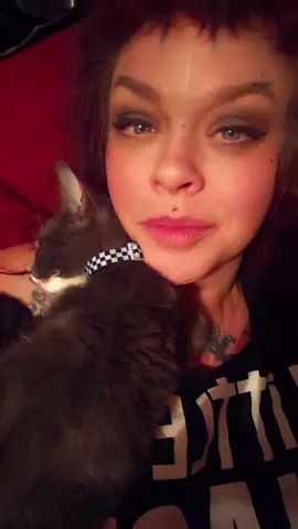 #charliestolemyheart 